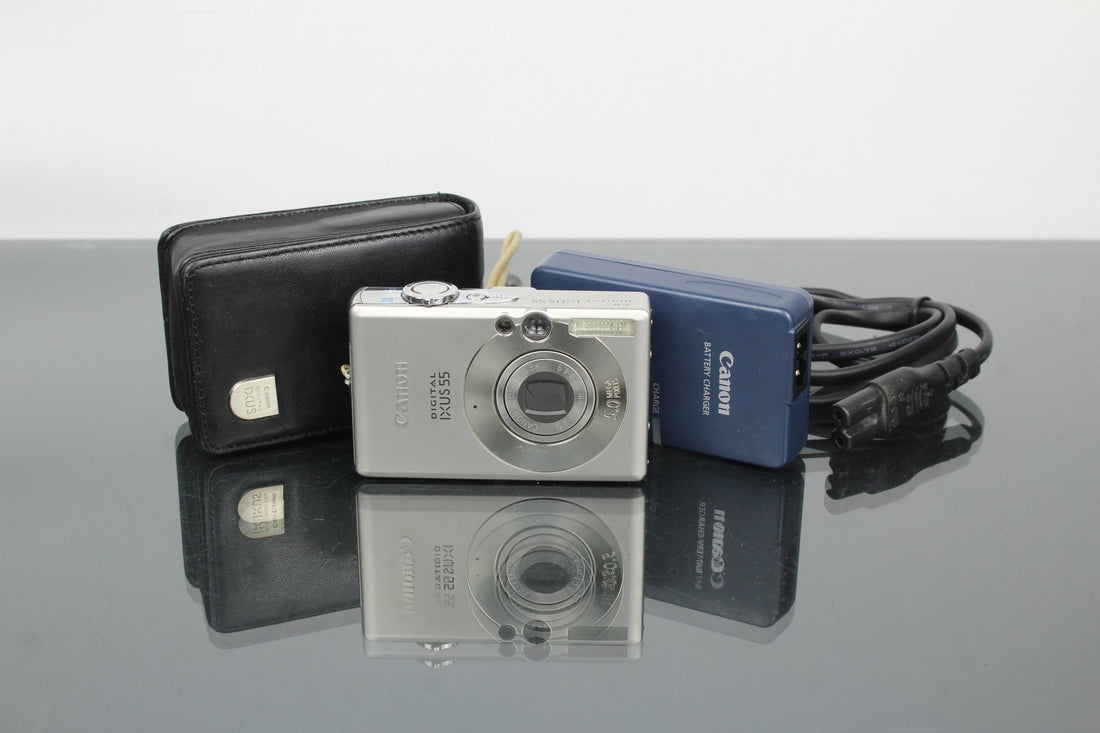 Canon IXUS 55 Review: A Pocket Camera for Retro Vibes - Dutch|Thrift