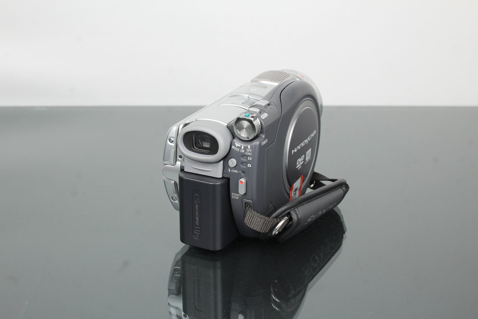 Sony Handycam DCR-DVD505E Mini DVD