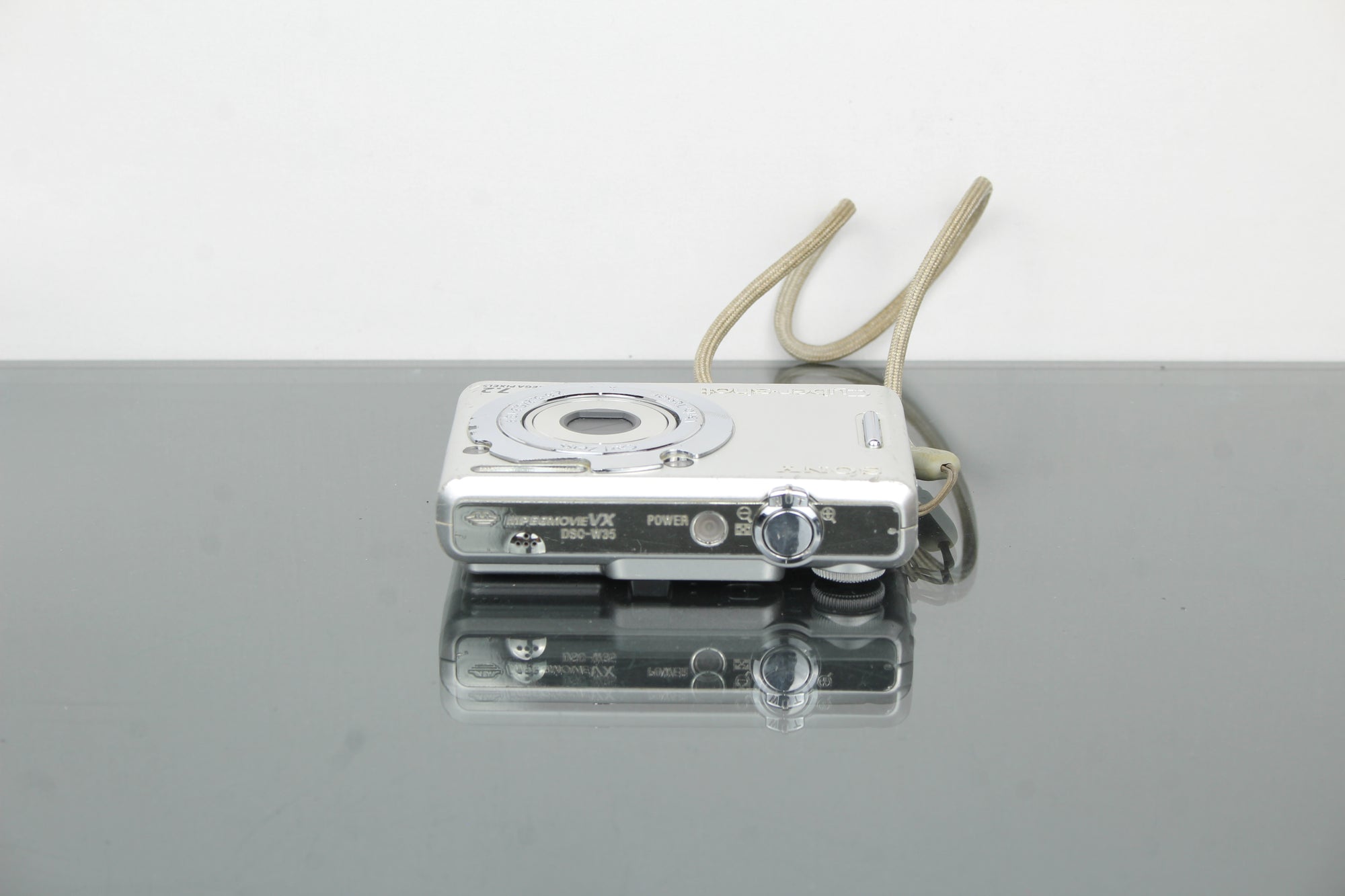 Sony Cyber-shot DSC-W35