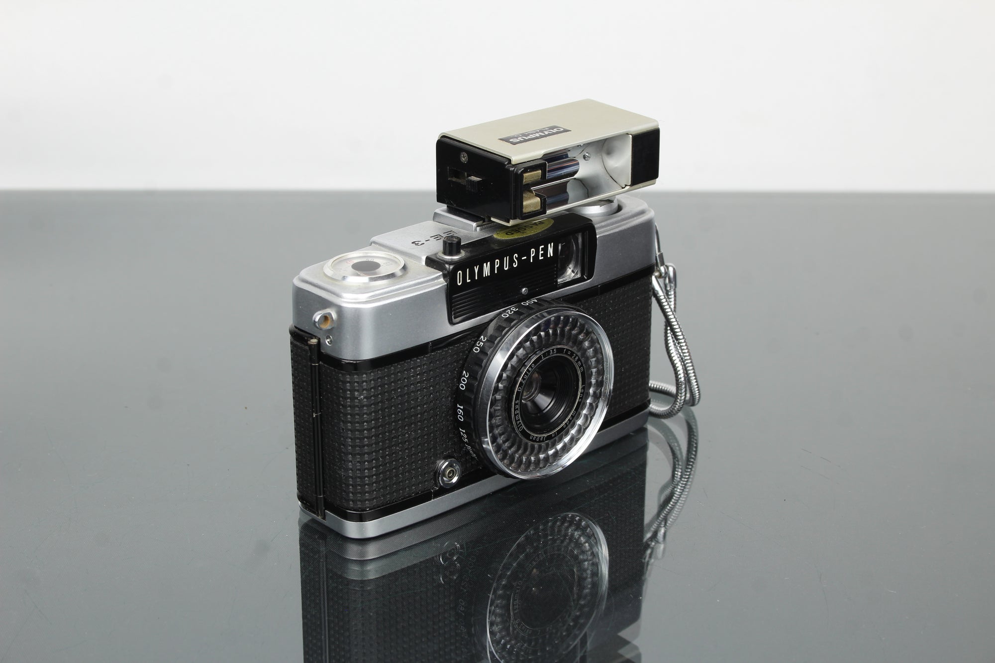 Olympus Pen EE-3 Halbformat