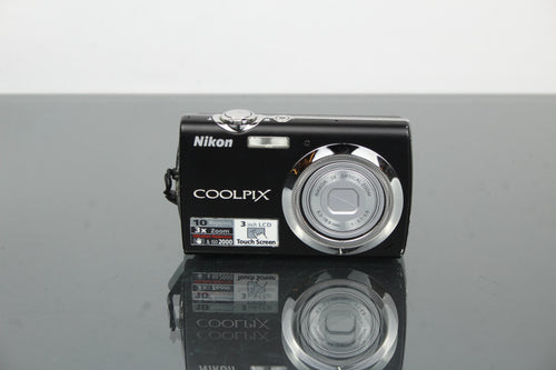 Nikon Coolpix S230
