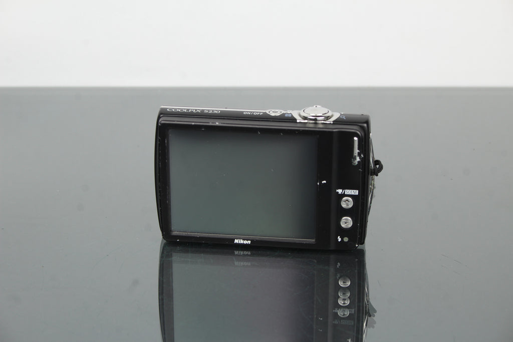 Nikon Coolpix S230