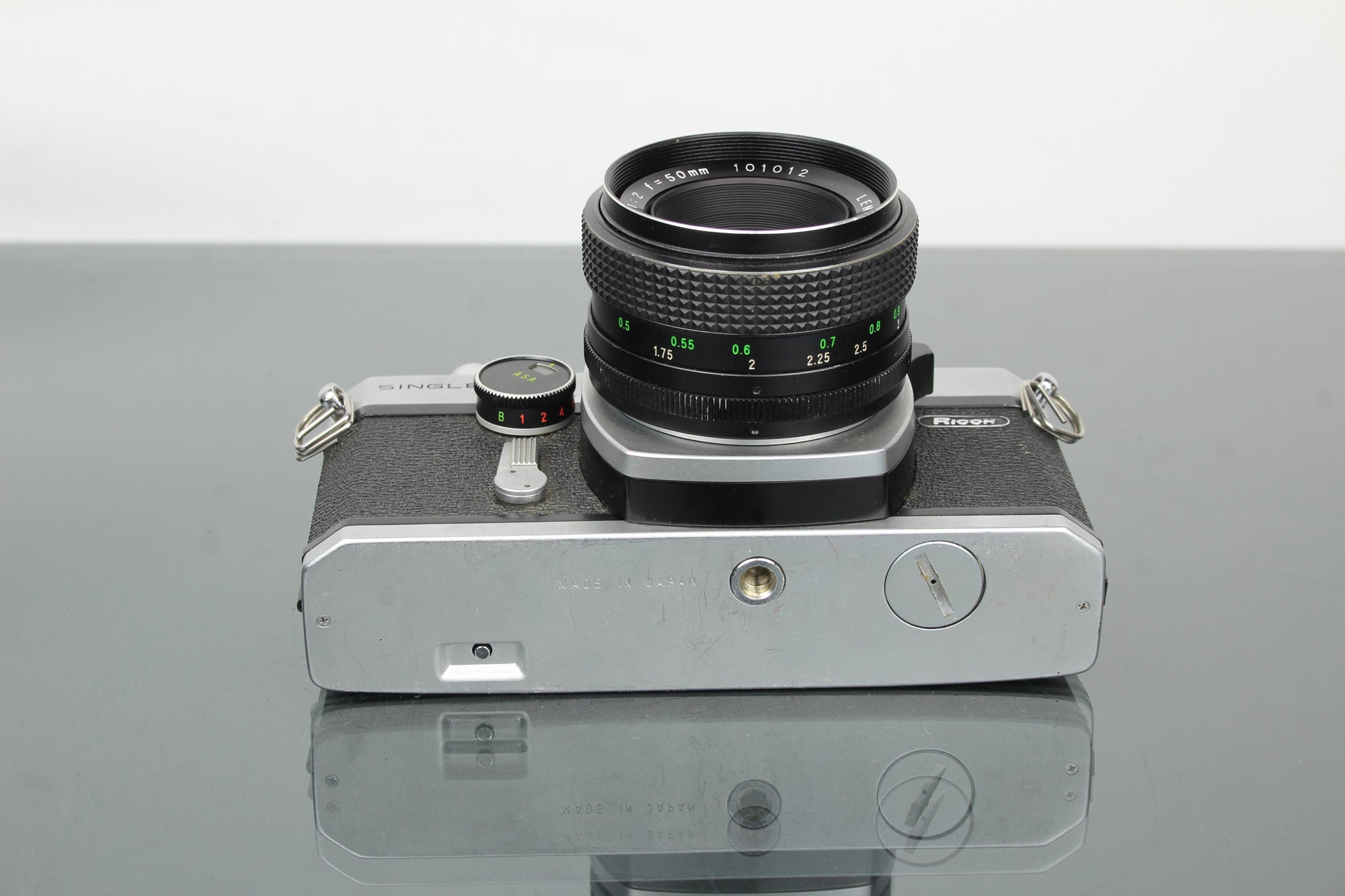 Ricoh Singlex TLS + Rikenon 1:2 50mm