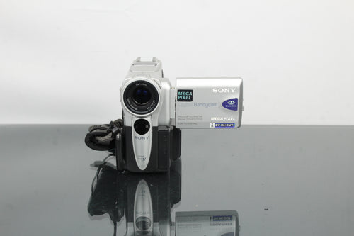 Sony digital Handycam DCR-PC101E PAL MiniDV