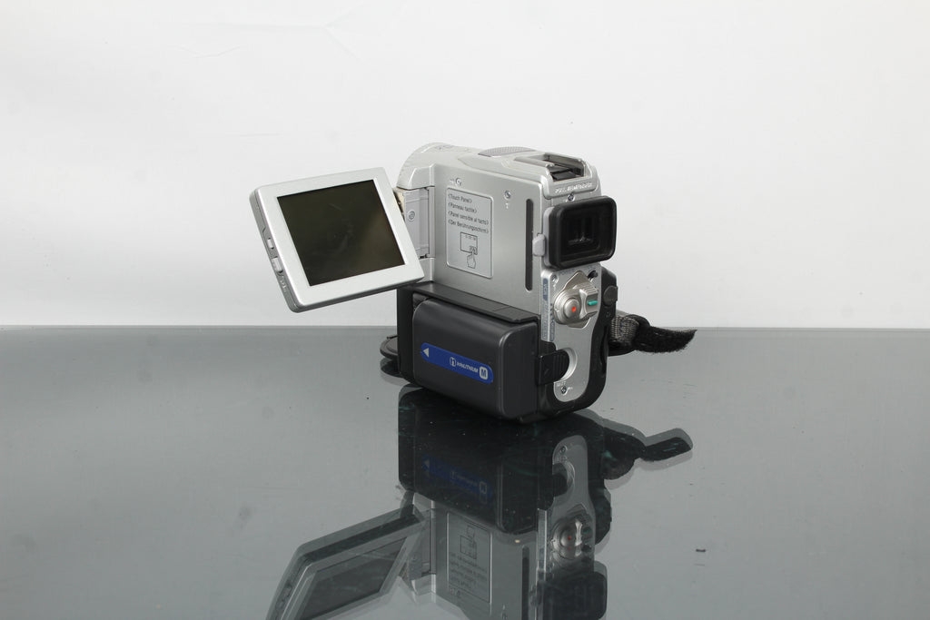 Sony digital Handycam DCR-PC101E PAL MiniDV
