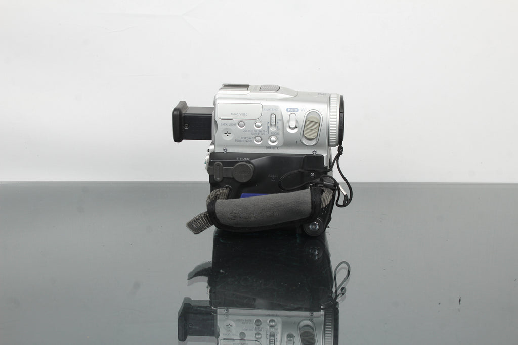 Sony digital Handycam DCR-PC101E PAL MiniDV