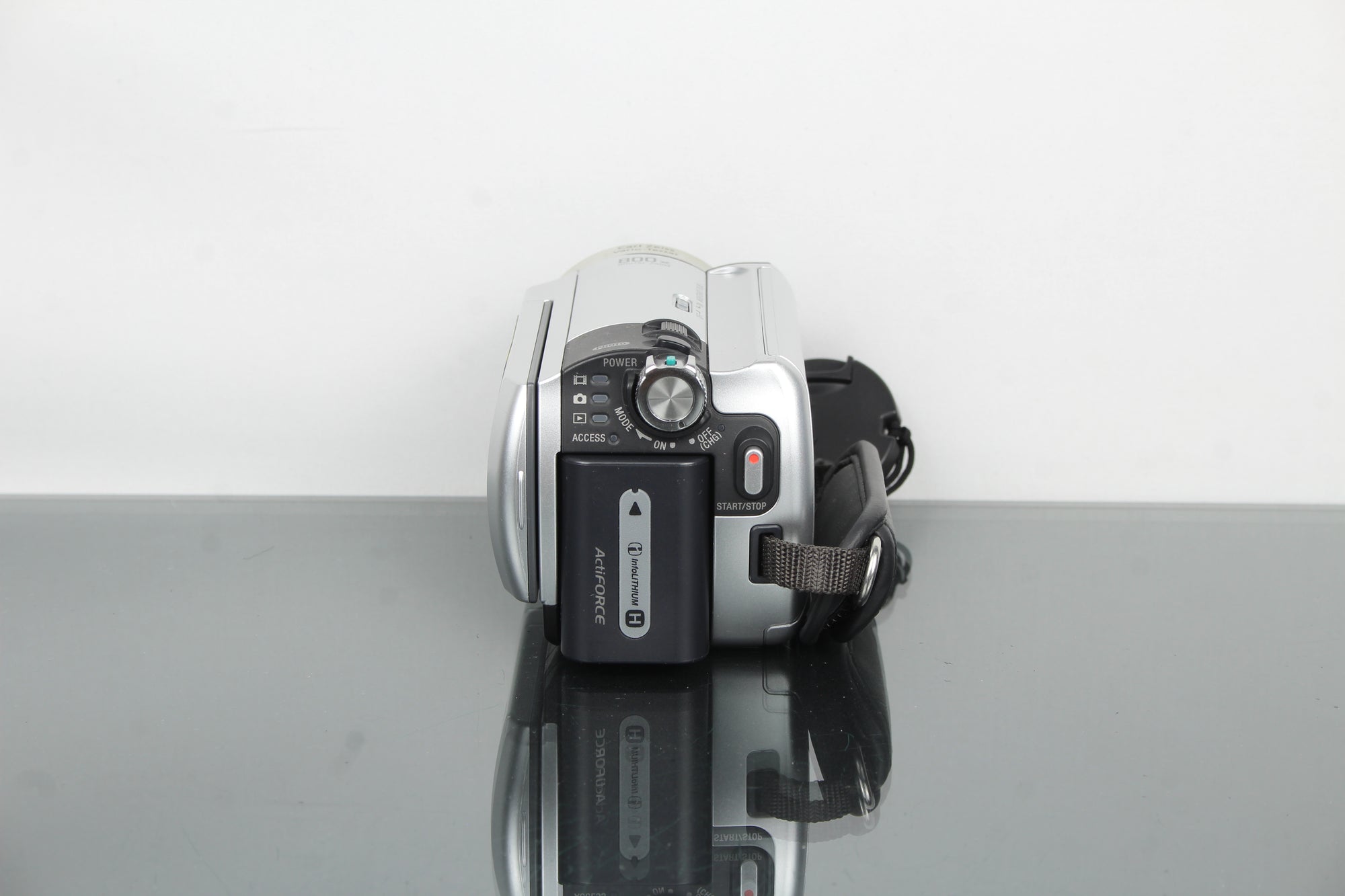 Sony Handycam DCR-SR30