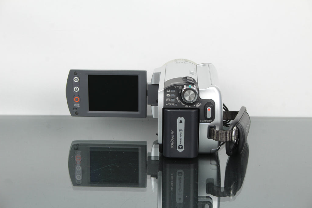 Sony Handycam DCR-SR30