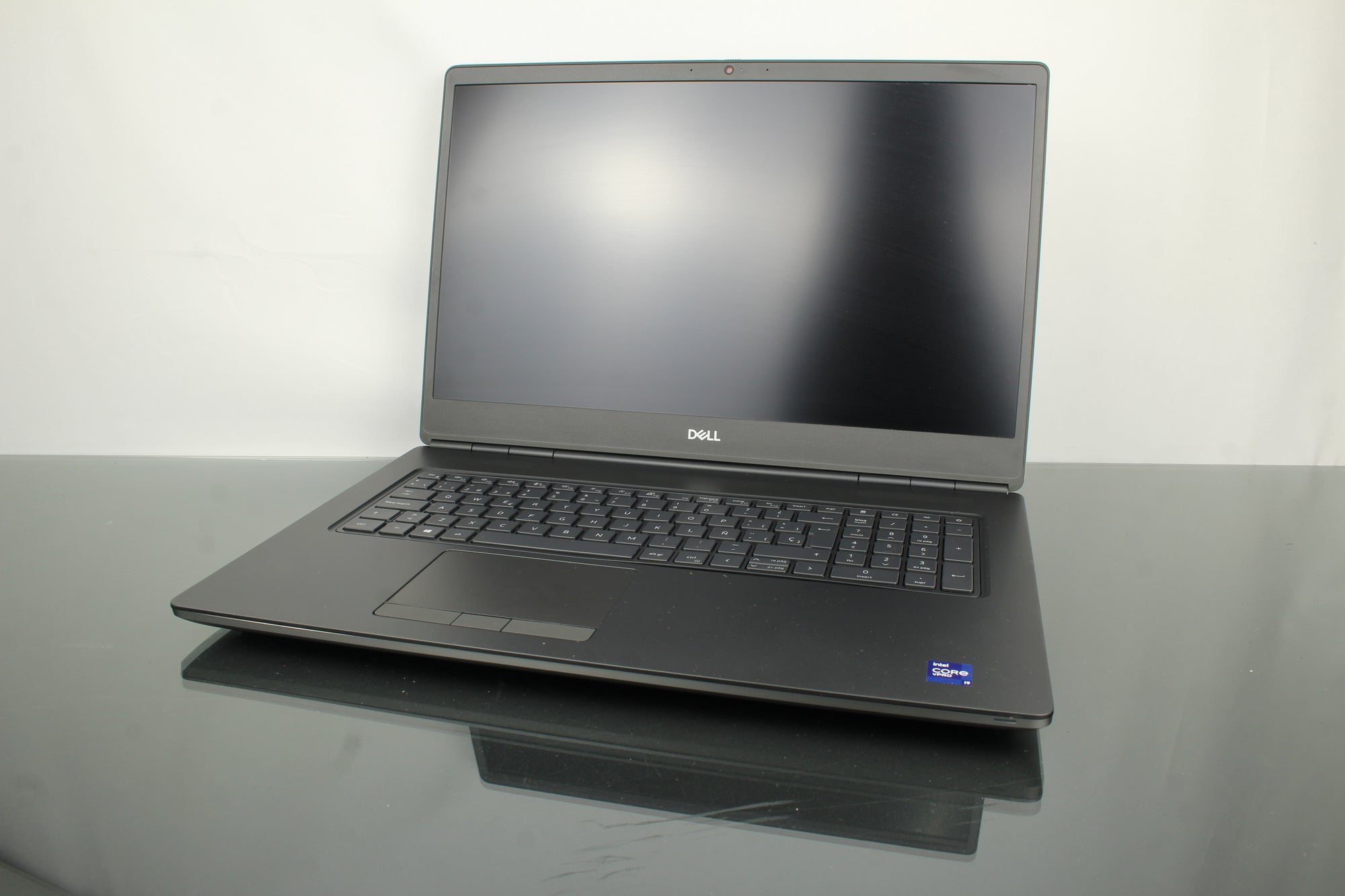 Dell Precision 7760 - 9I 11th generation 16GB RAM 500GB SDD - Attention Qwerty Spanish!