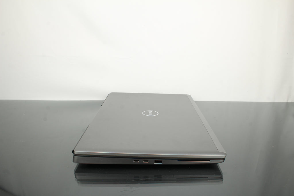 Dell Precision 7760 - 9I 11th generation 16GB RAM 500GB SDD - Attention Qwerty Spanish!