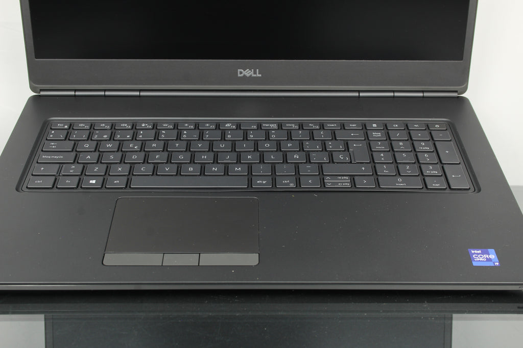 Dell Precision 7760 - 9I 11th generation 16GB RAM 500GB SDD - Attention Qwerty Spanish!