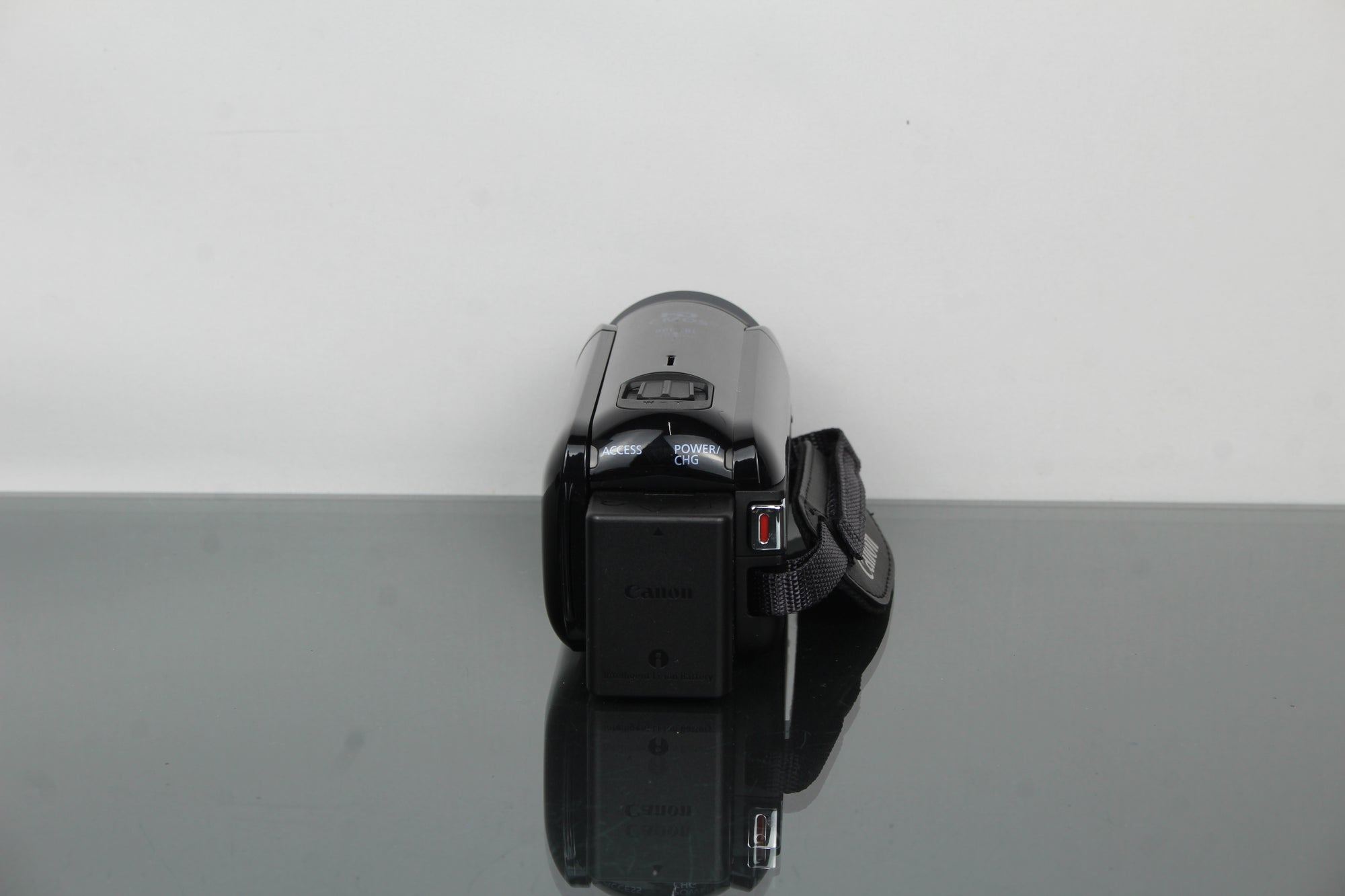 Canon Legria HF R606