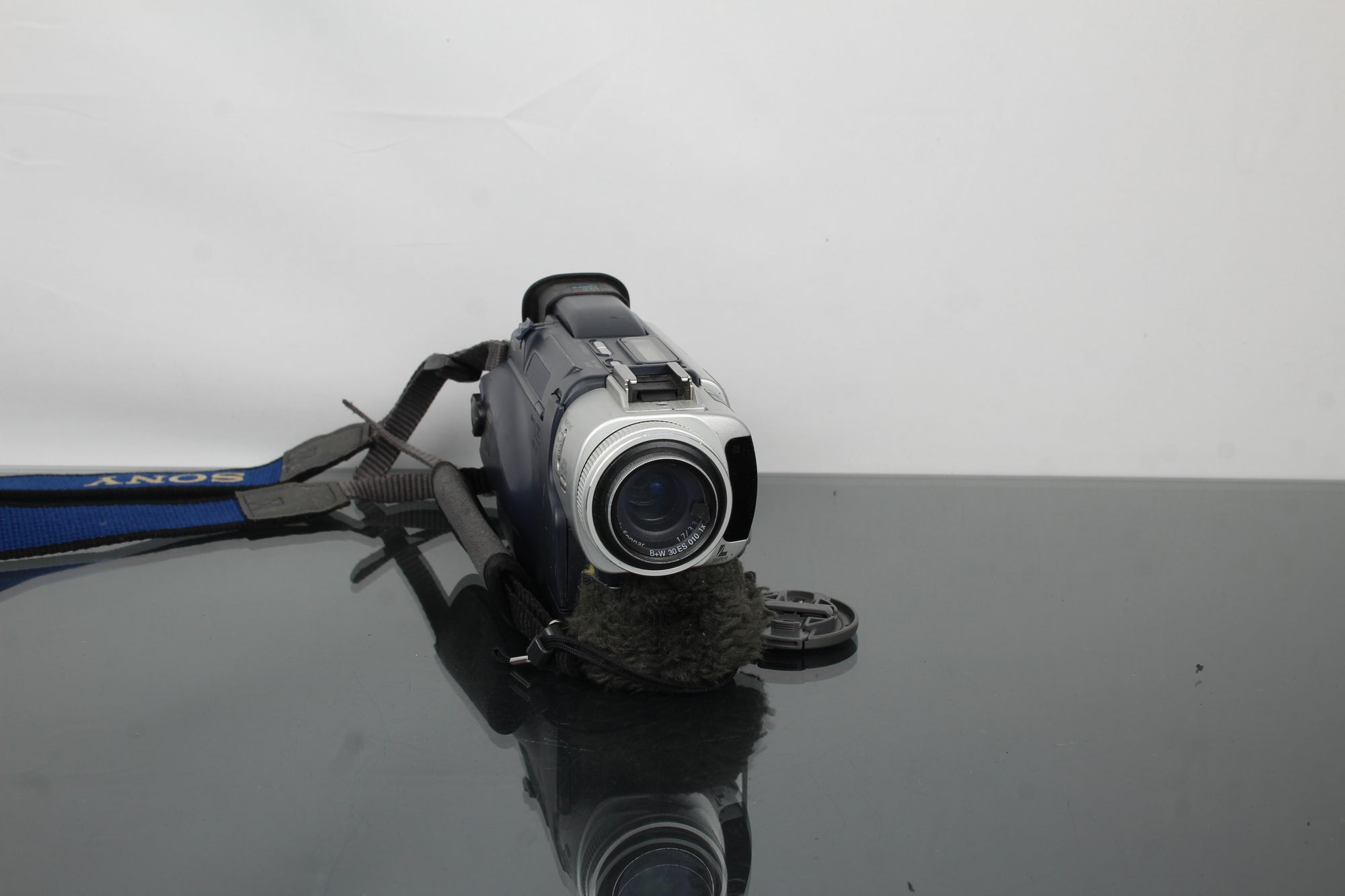 Sony Digital Video Camera DCR-TRV15E MiniDV