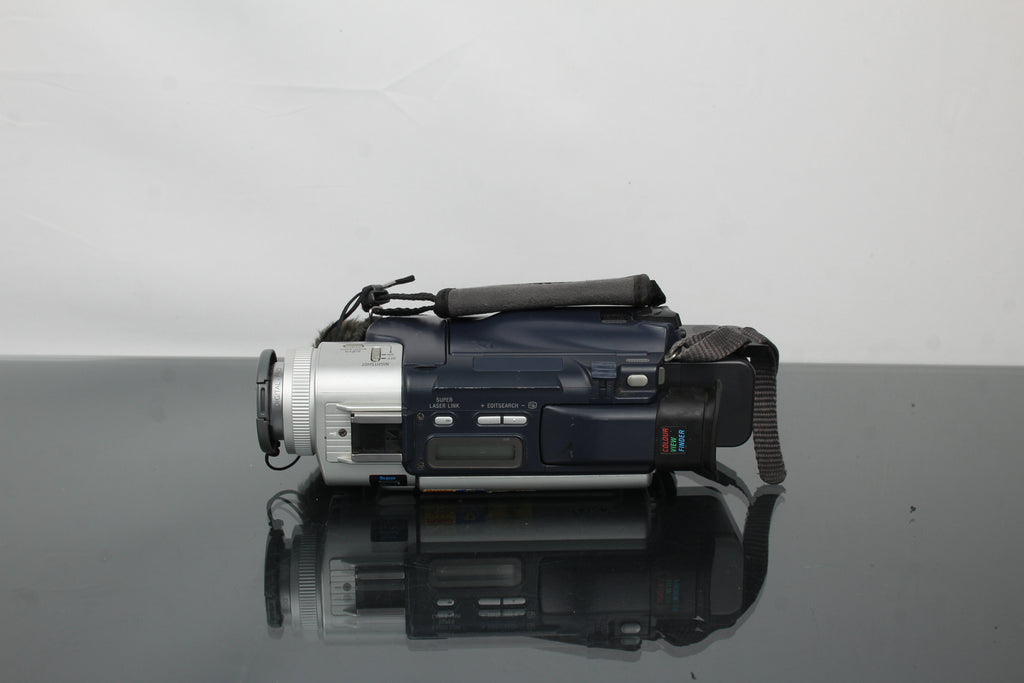 Sony Digital Video Camera DCR-TRV15E MiniDV