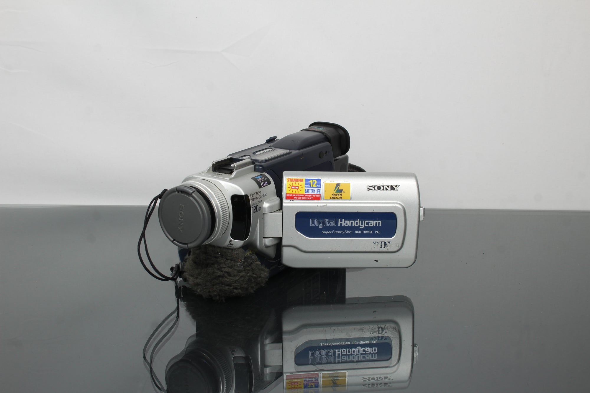 Sony Digital Video Camera DCR-TRV15E MiniDV