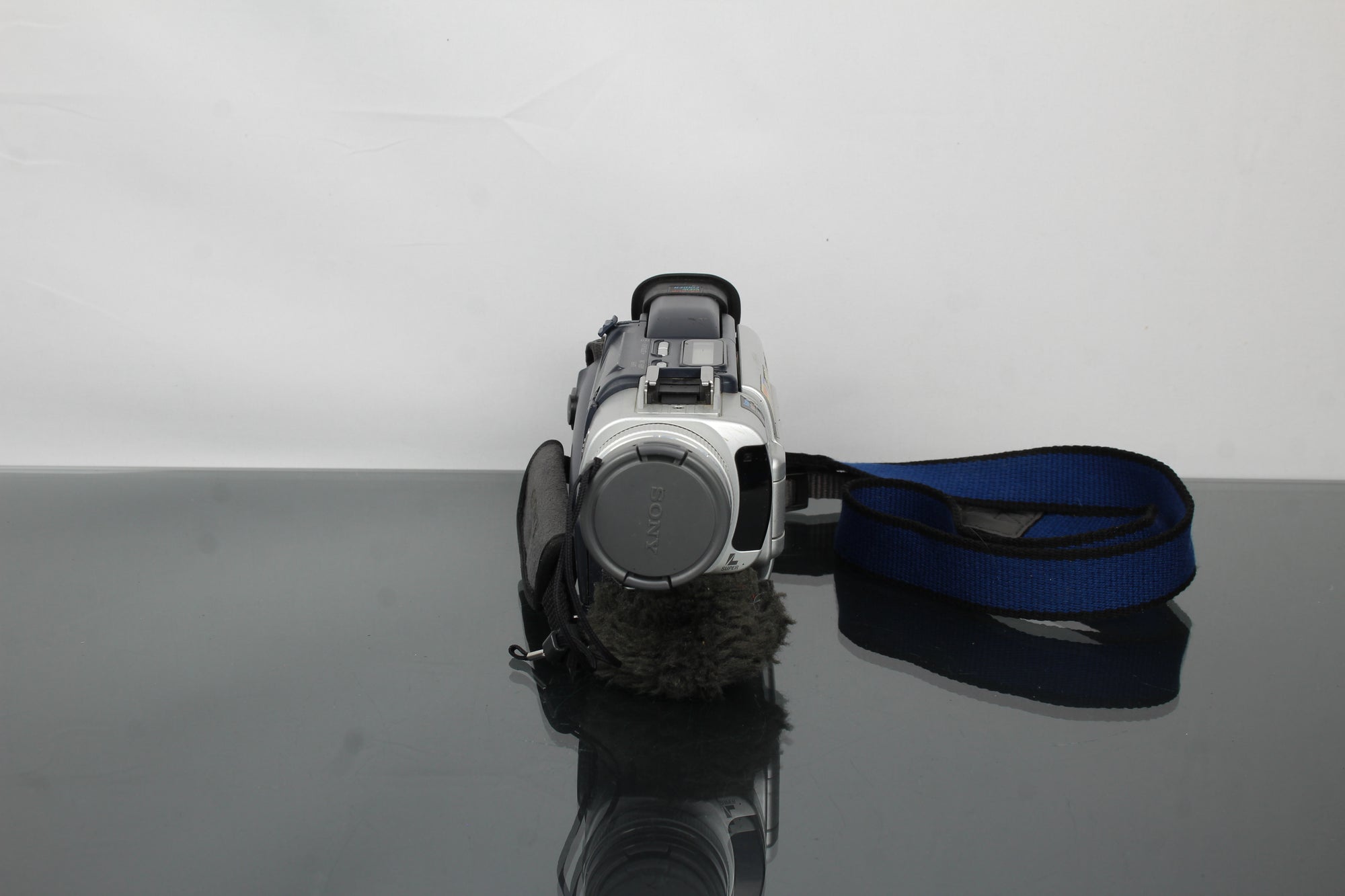 Sony Digital Video Camera DCR-TRV15E MiniDV