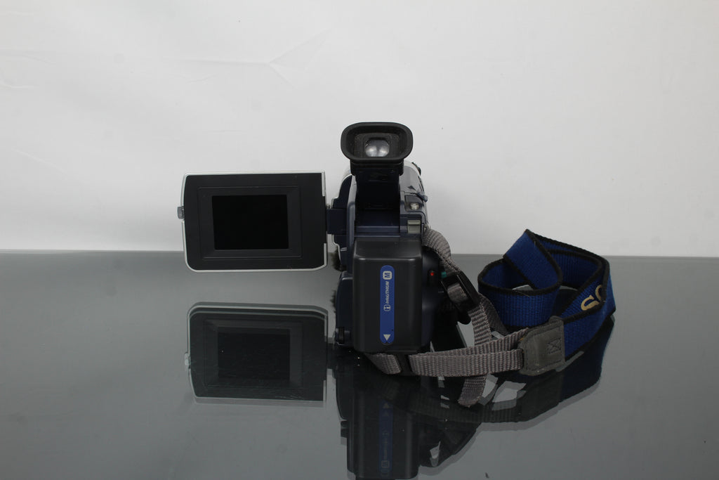 Sony Digital Video Camera DCR-TRV15E MiniDV