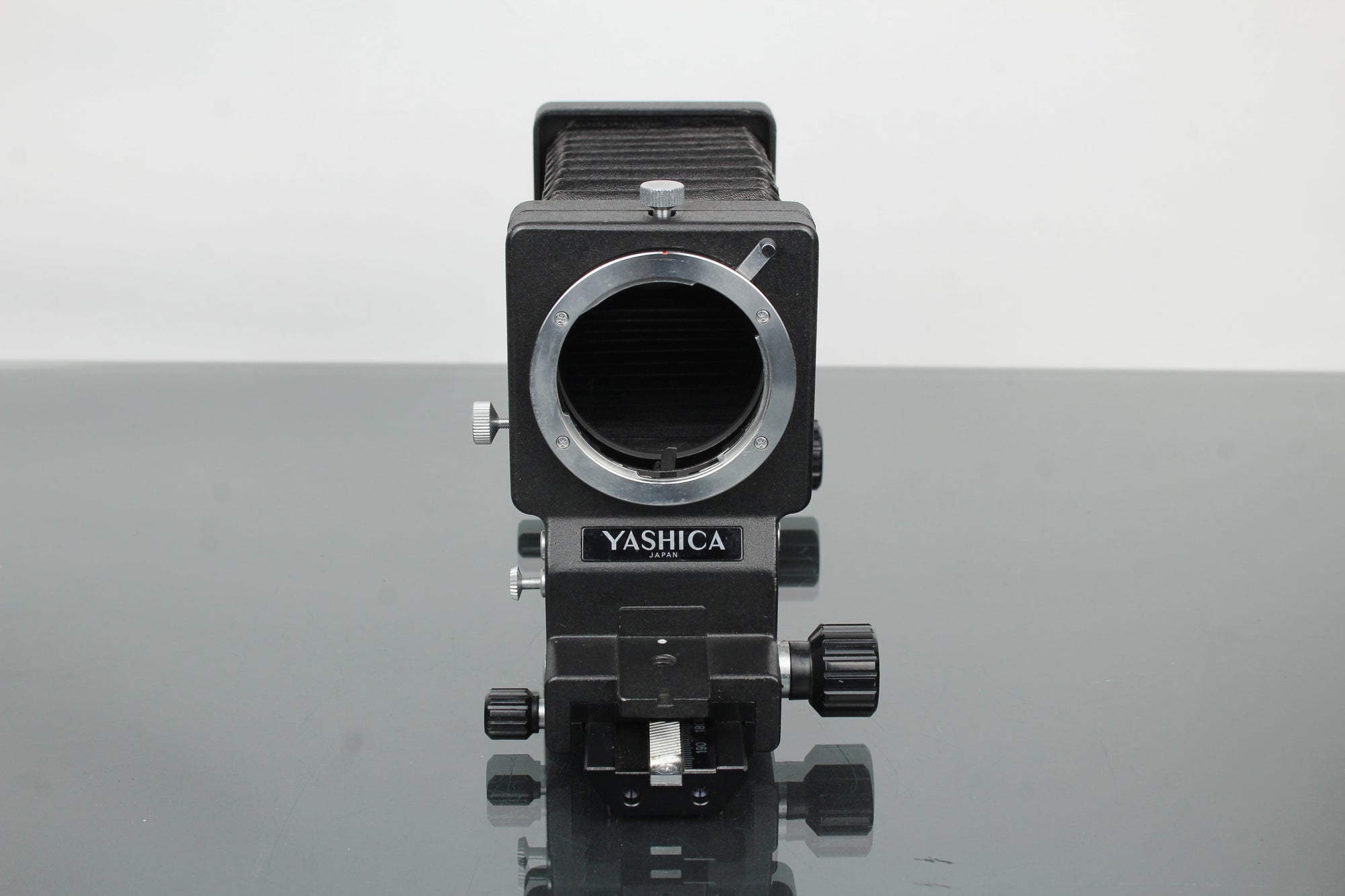 Minolta X-300 + MD Rokkor 50mm 1:1.7 55mm Objektiv