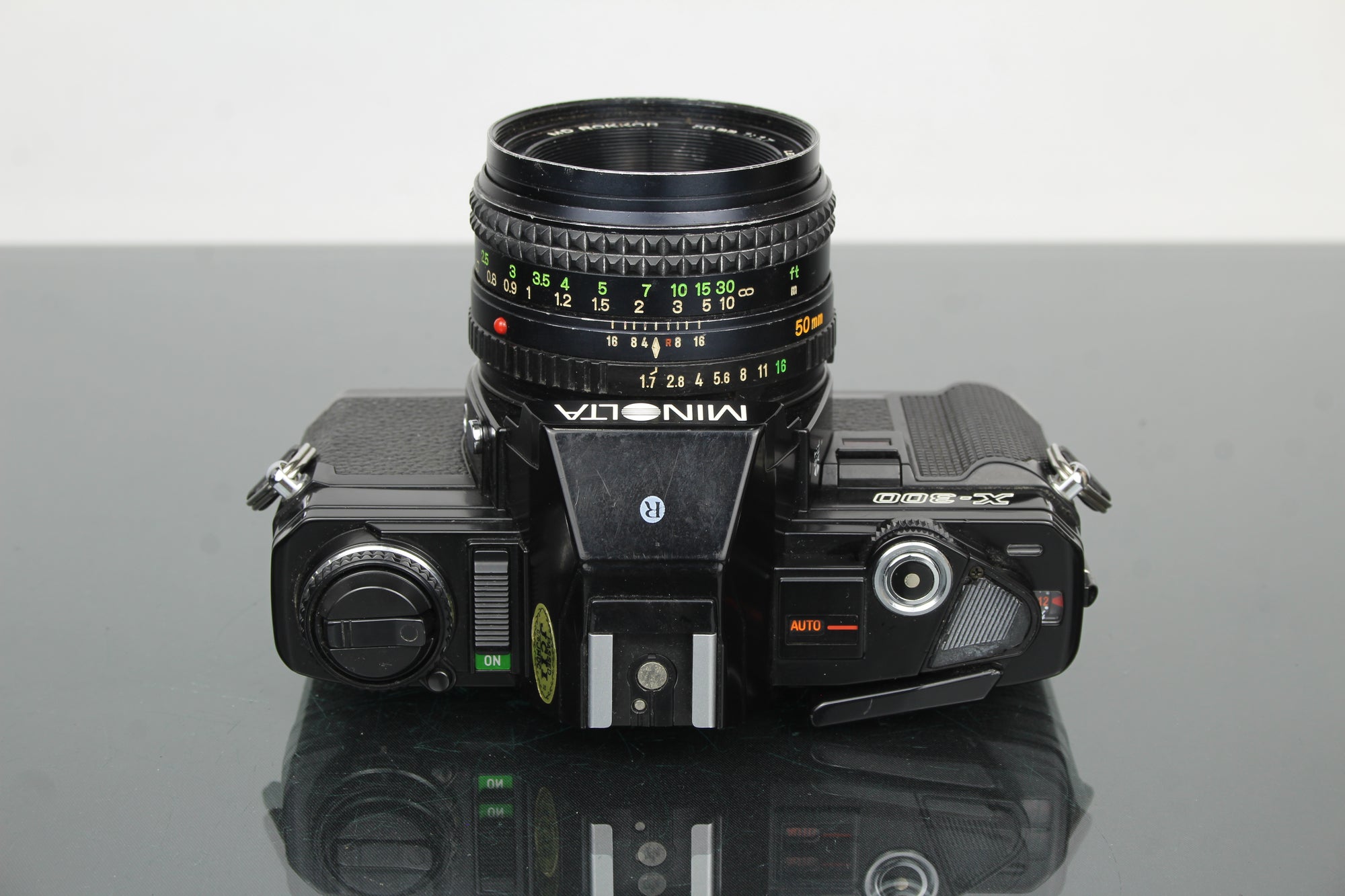 Minolta X-300 + MD Rokkor 50mm 1:1.7 55mm Objektiv