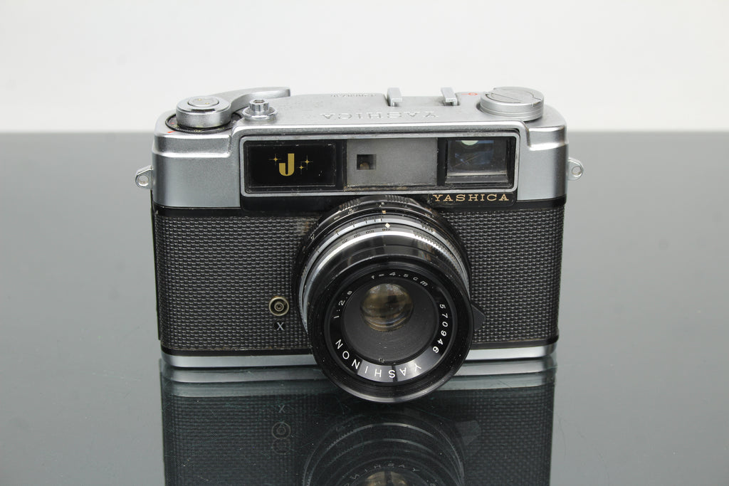 Yashica J <tc>Rangefinder</tc>