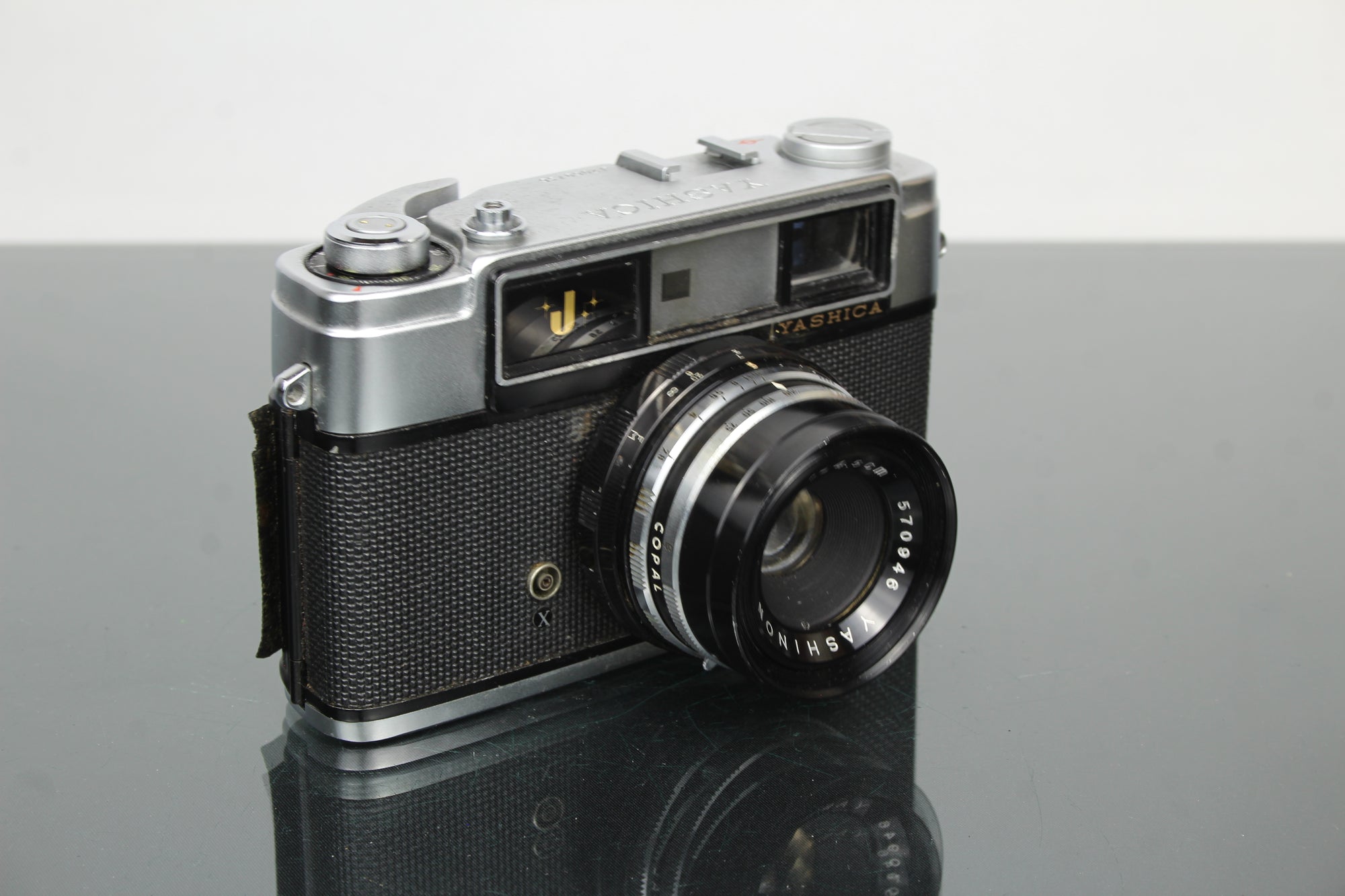 Yashica J <tc>Rangefinder</tc>