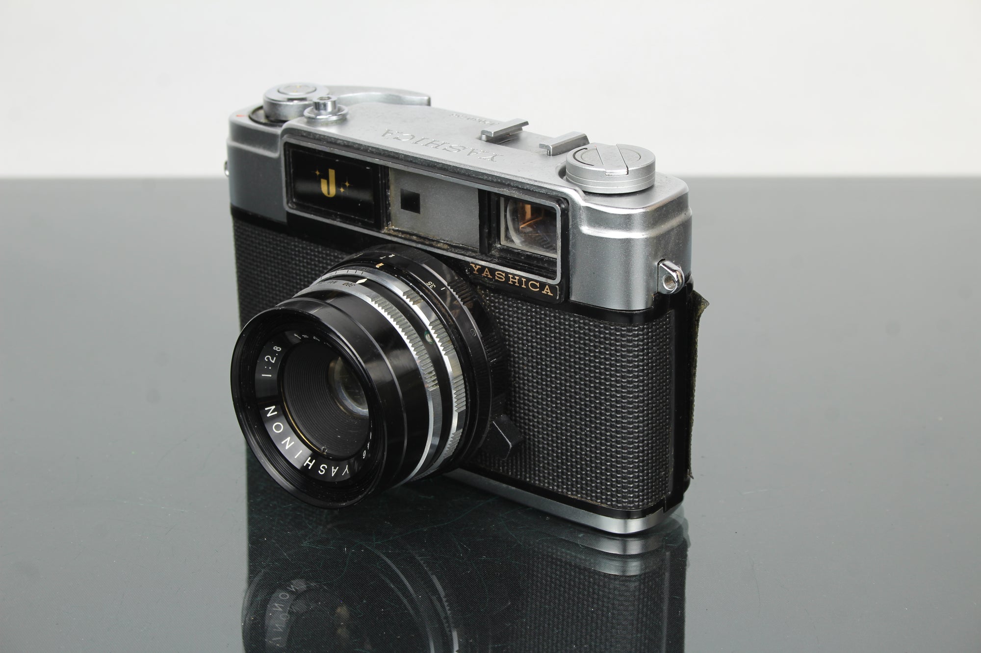 Yashica J <tc>Rangefinder</tc>