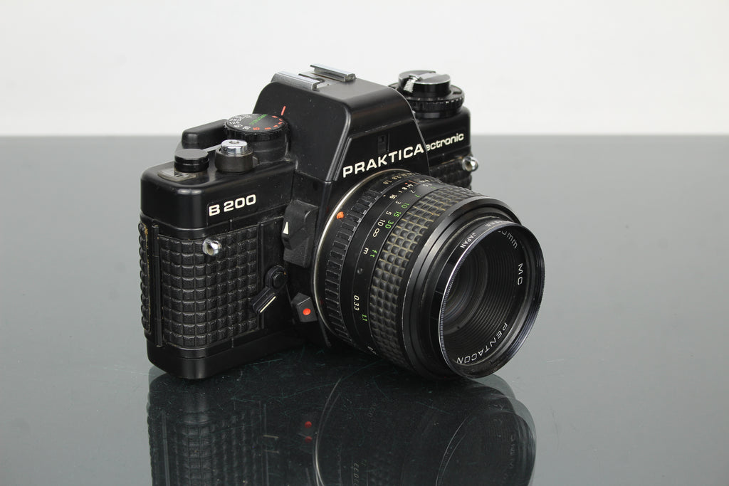 <tc>Praktica</tc> B200 Elektronik +  <tc>Praktica</tc>r 50mm 1.8 Objektiv
