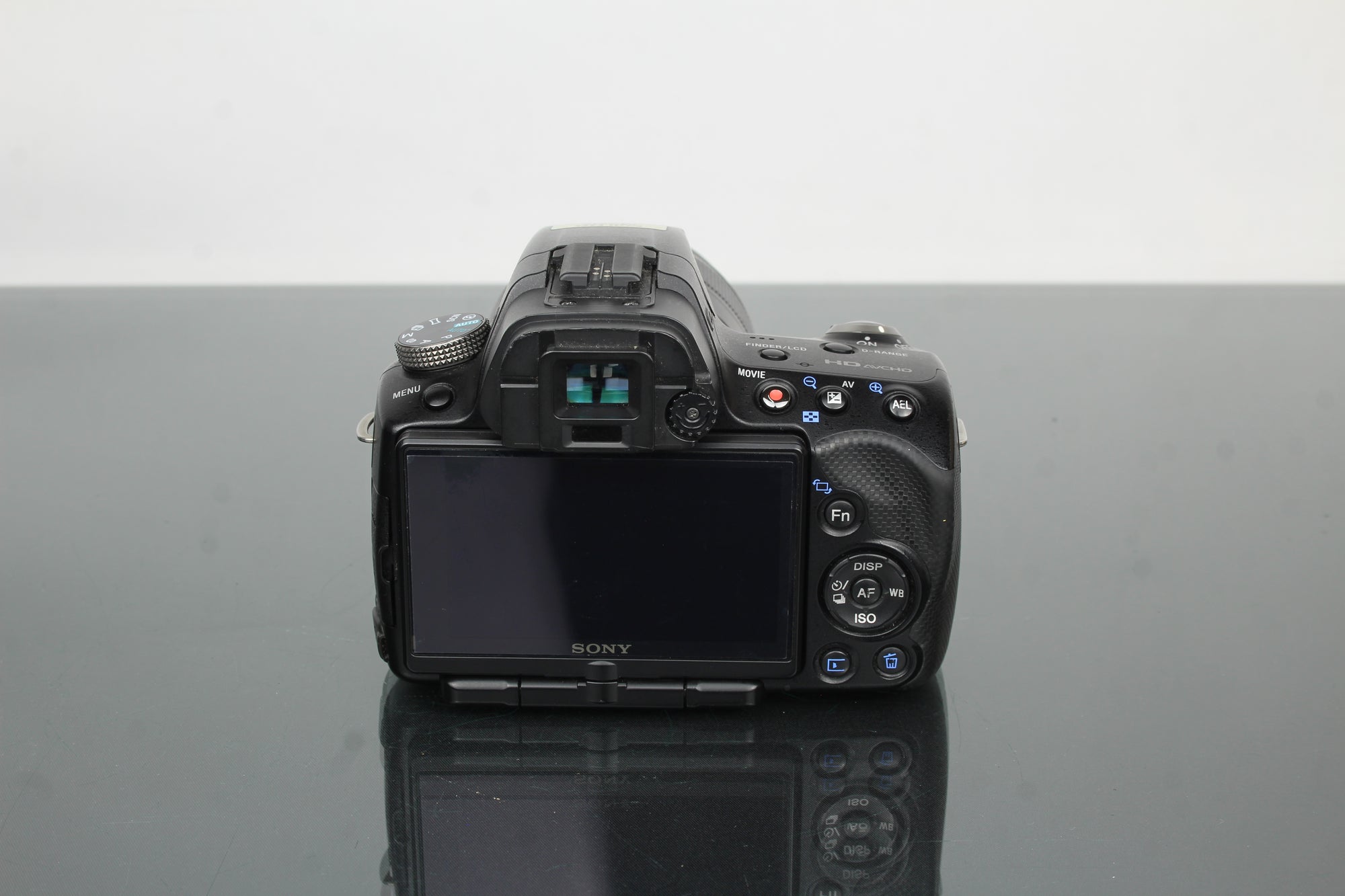 Sony SLT A33 + Sony DT 3.5-5.6/18-55 Objektiv