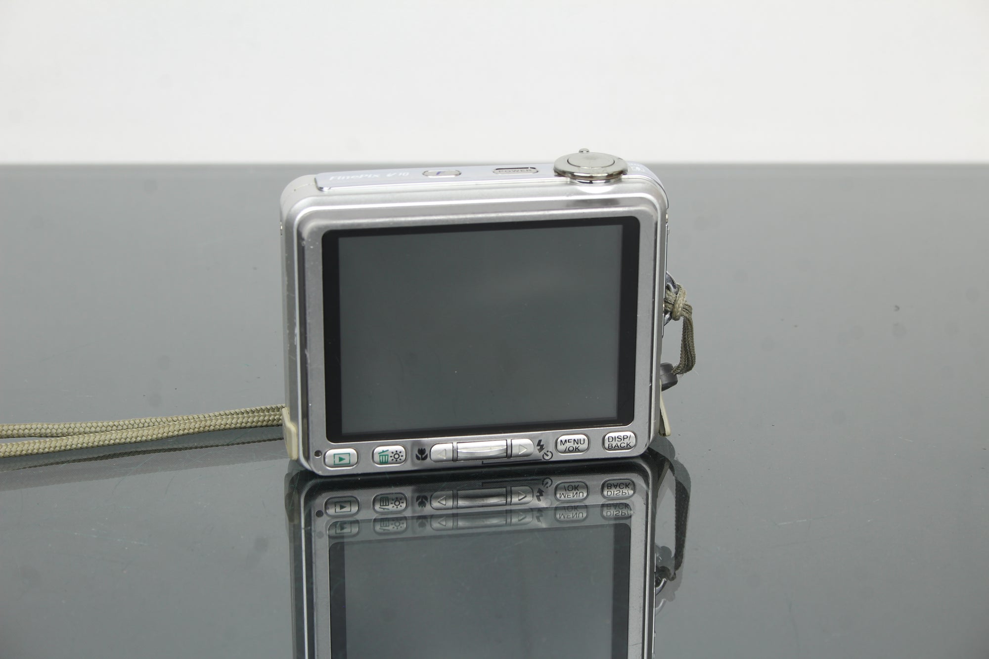 Fujifilm Finepix V10