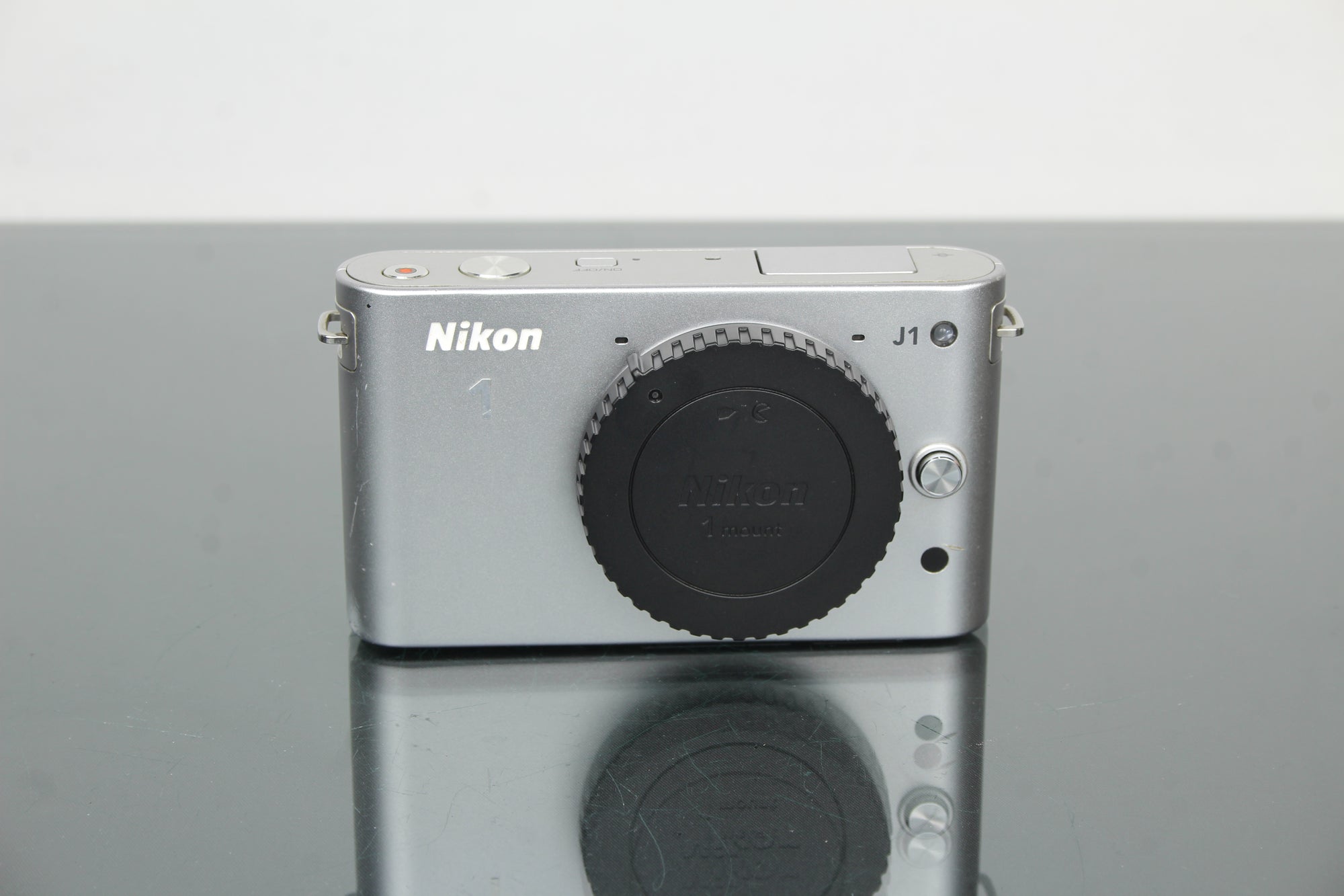 Nikon J1