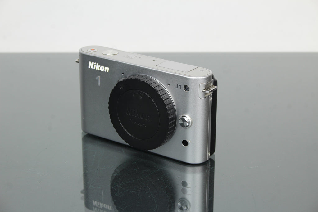 Nikon J1