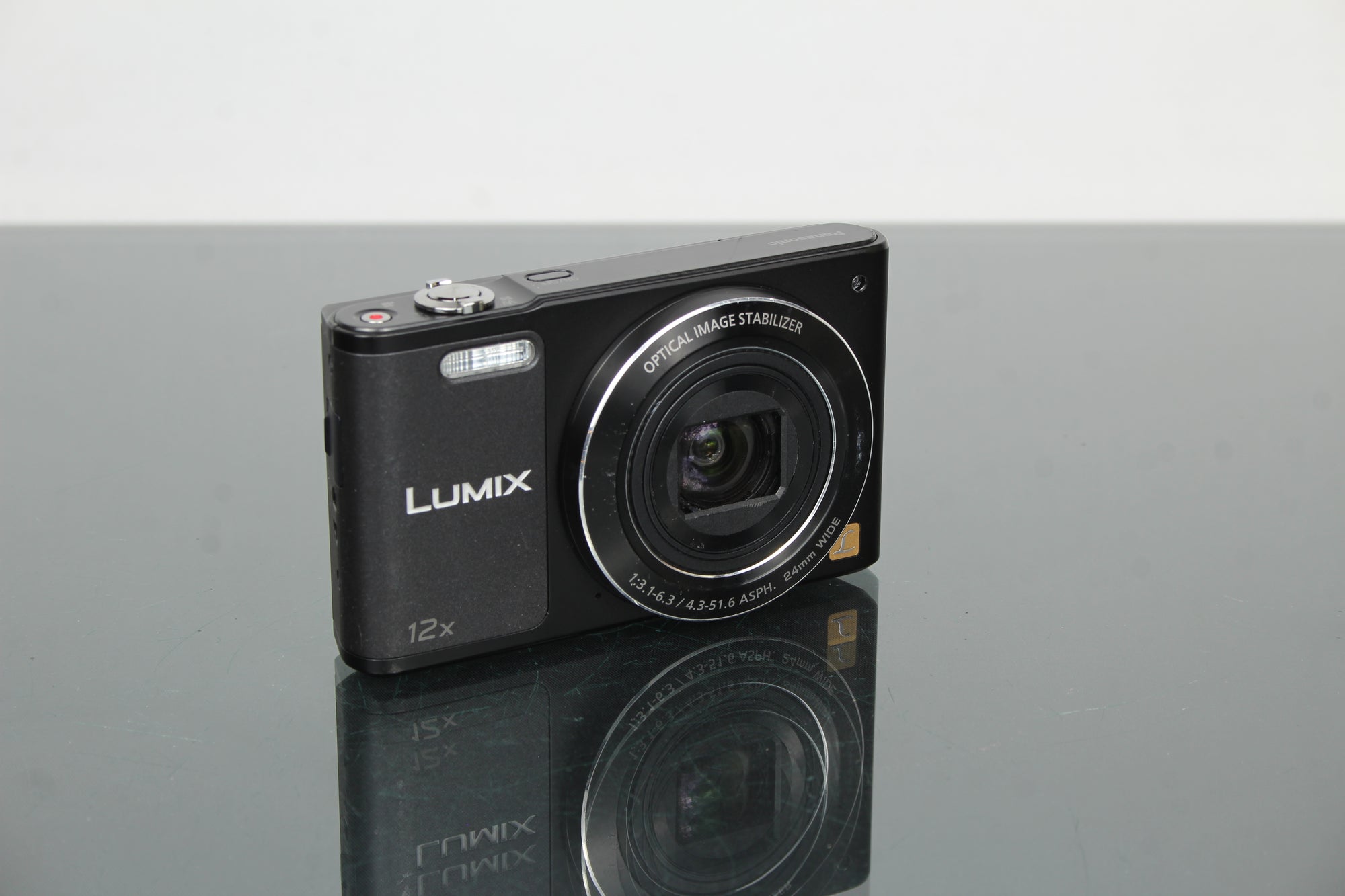 Lumix DMC-SZ10
