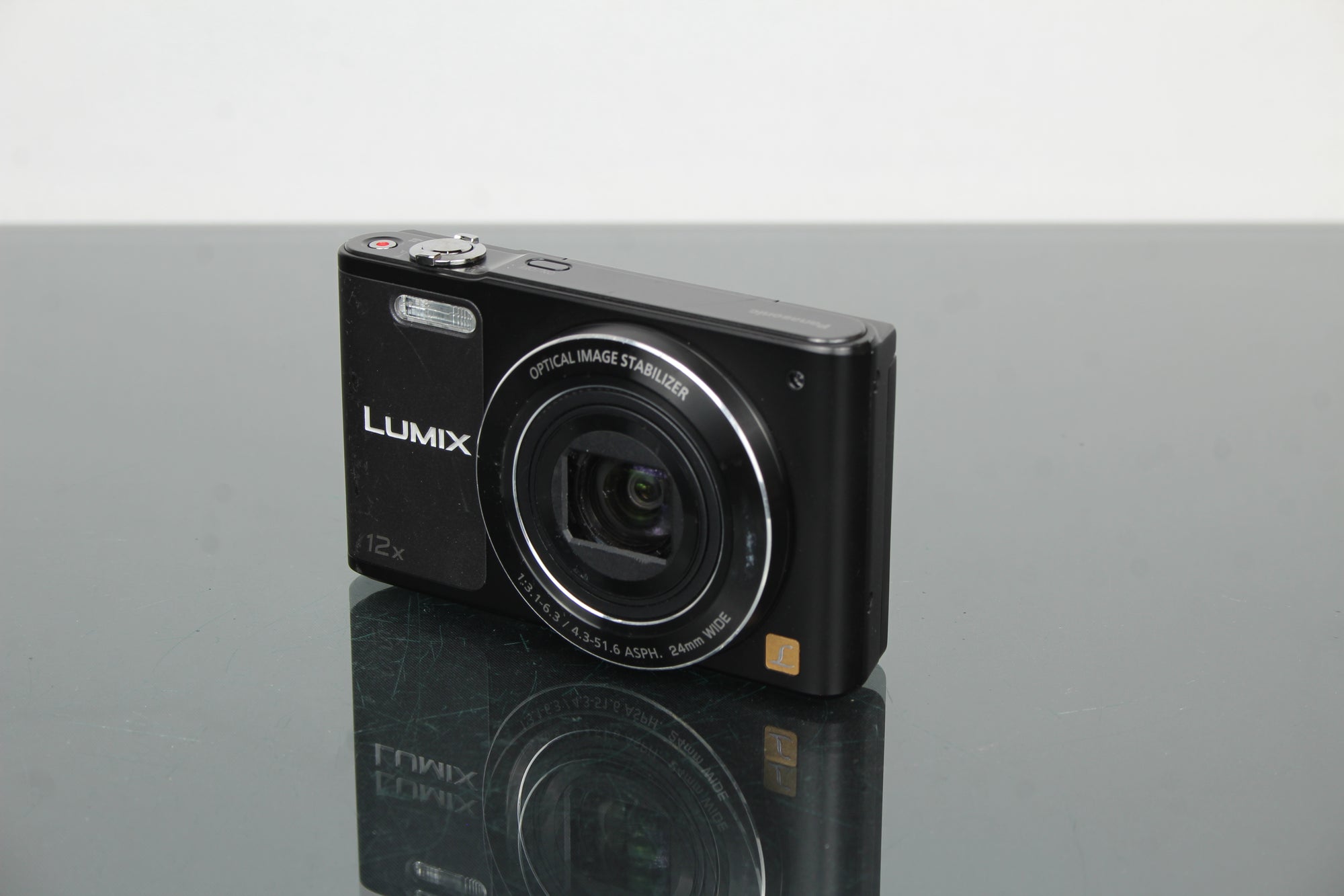 Lumix DMC-SZ10