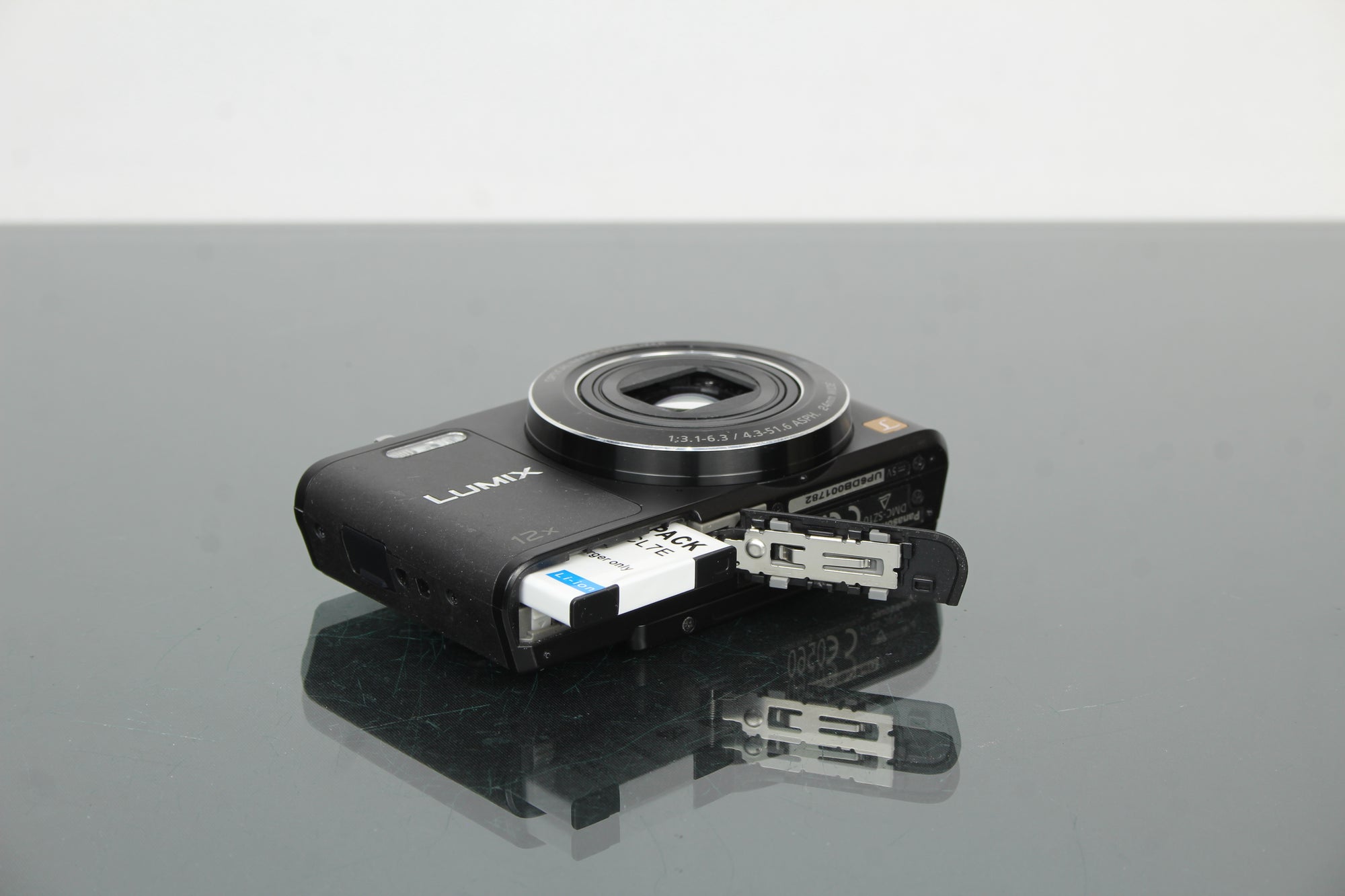 Lumix DMC-SZ10