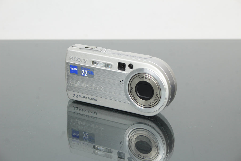 Sony Cyber-shot DSC-P150