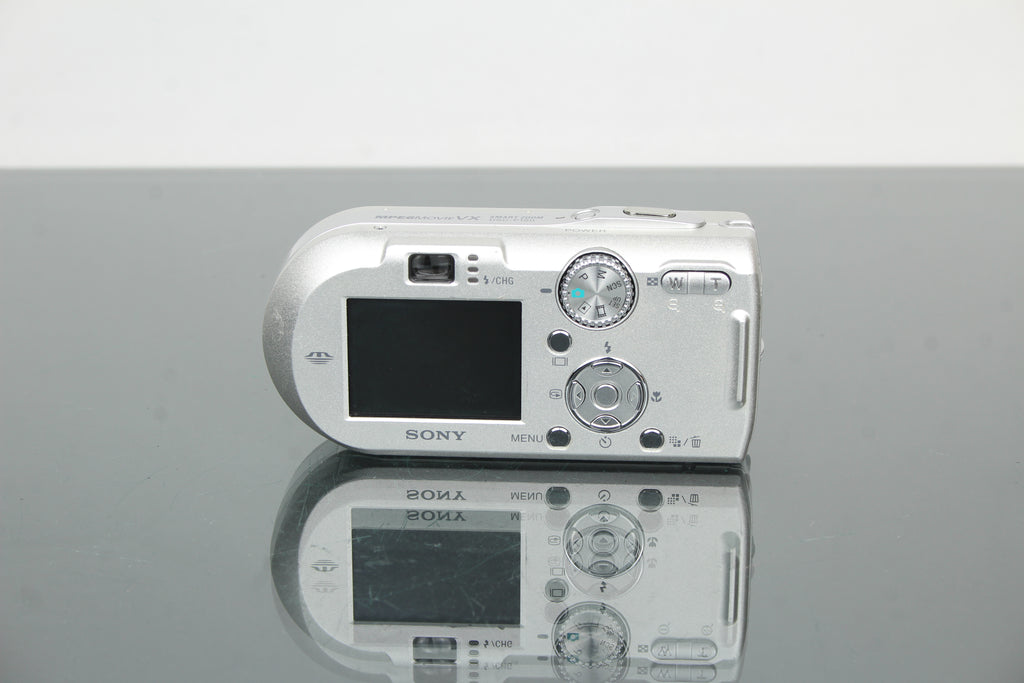 Sony Cyber-shot DSC-P150