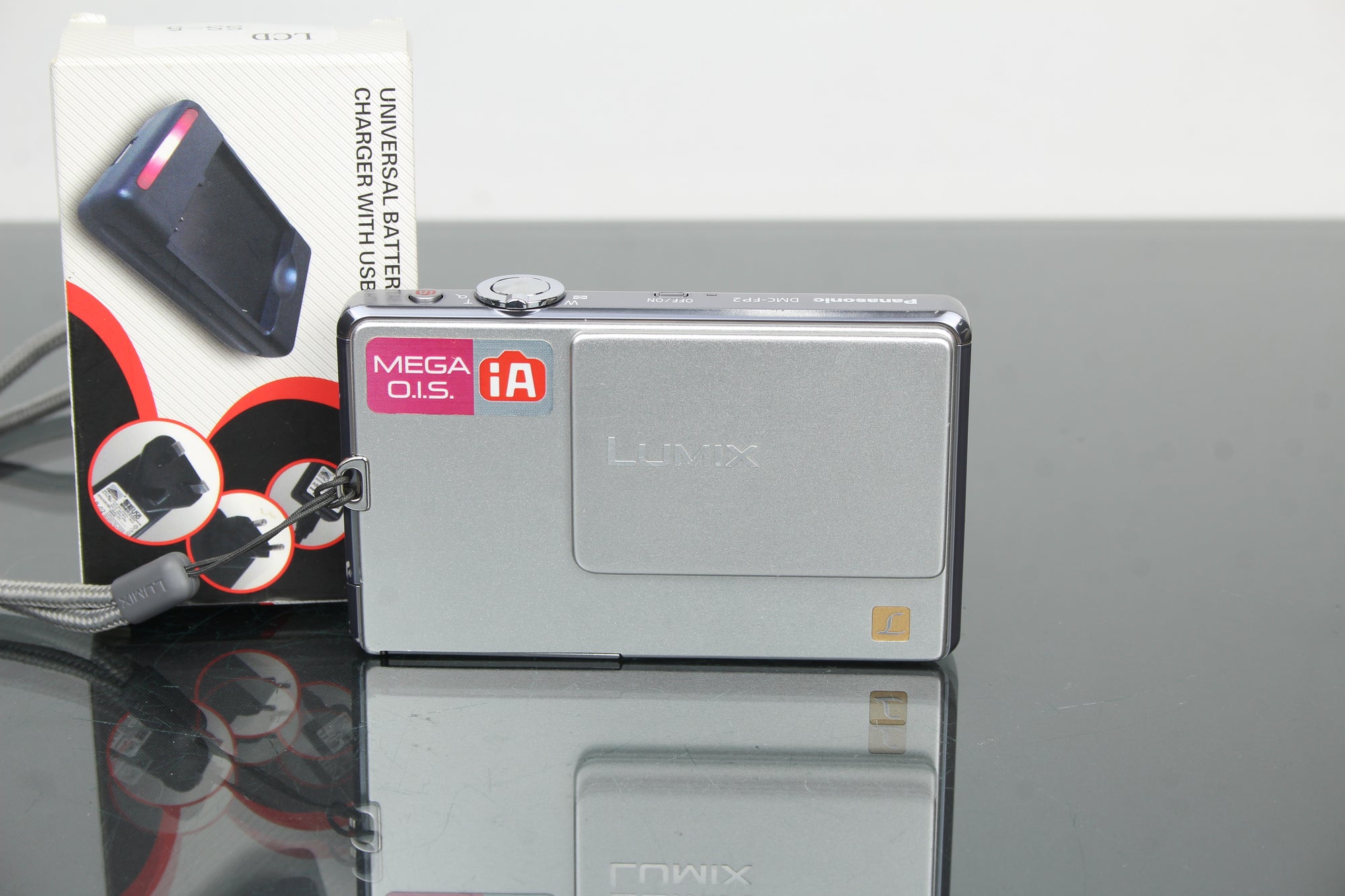 Panasonic Lumix DMC-FP2