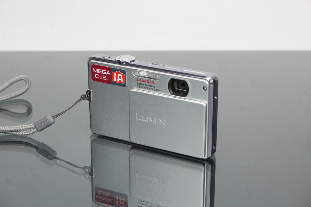 Panasonic Lumix DMC-FP2