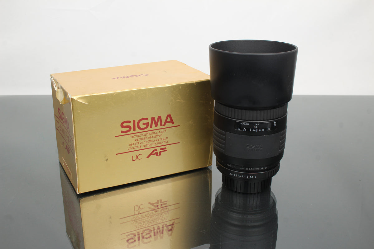Sigma Auto Focus UC Zoom 70-210mm 1:4-5.6 Pentax-Montage