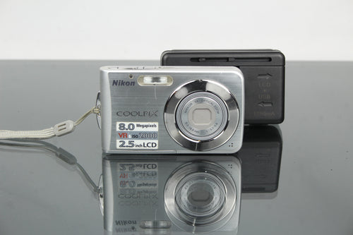 Nikon Coolpix S210