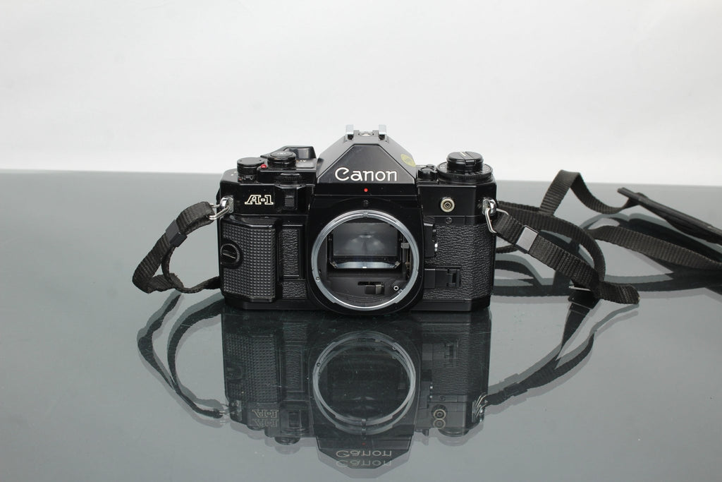 Canon A - 1 - Dutch|Thrift