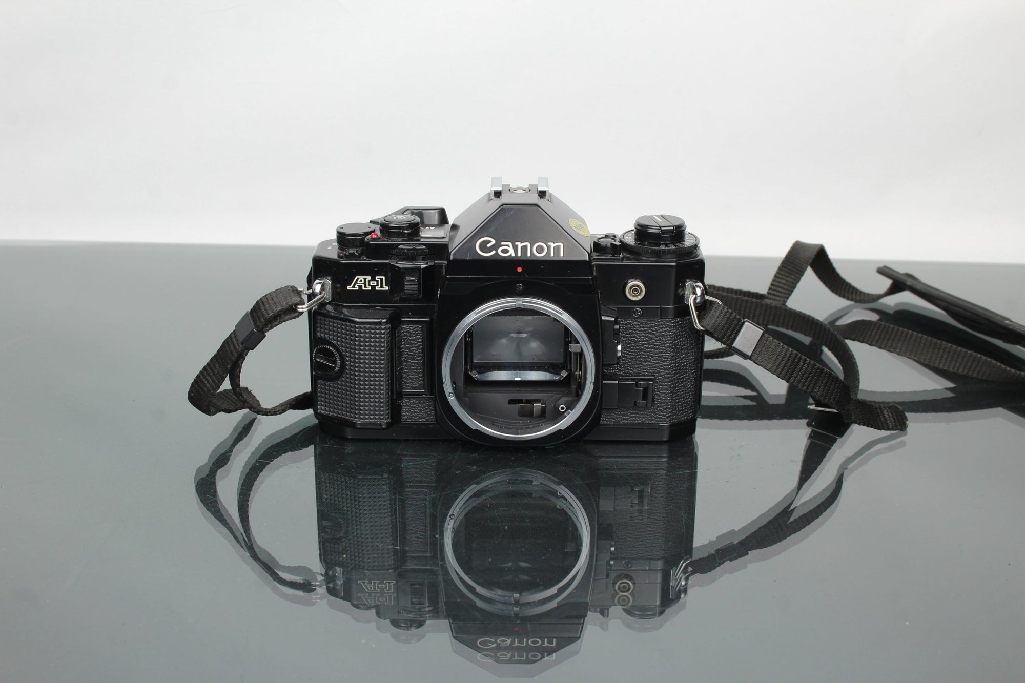 Canon A - 1 - Dutch|Thrift