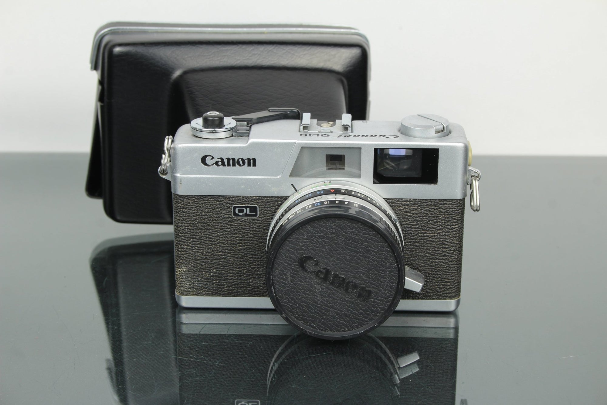 Canon Canonet QL19 - Dutch|Thrift
