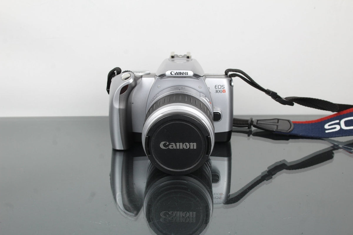 Canon EOS 300V + Canon Zoom EF 28 - 90mm 1:4 - 5.6 II EF mount - Dutch|Thrift