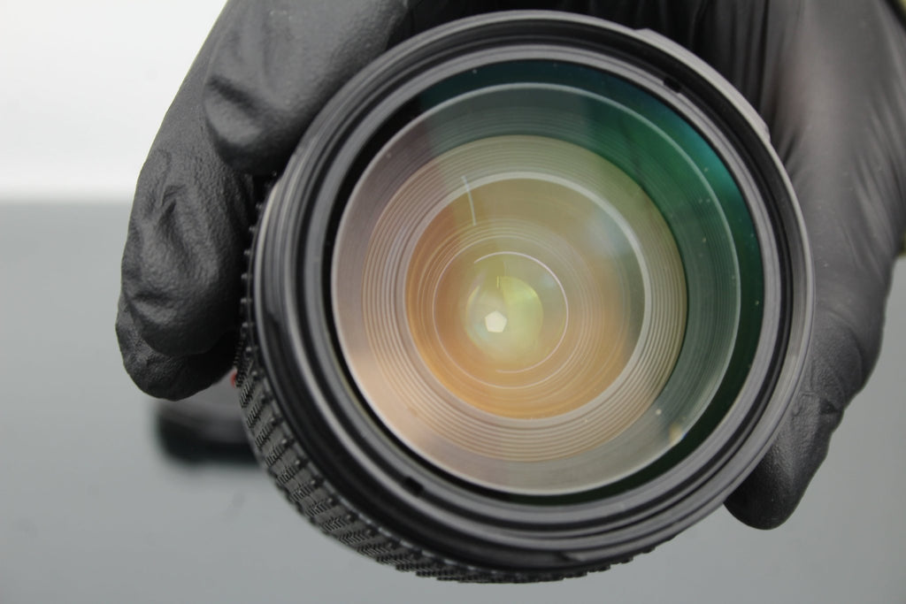 Canon FD 35 - 105mm 1:3.5 - 4.5 FD mount - Dutch|Thrift