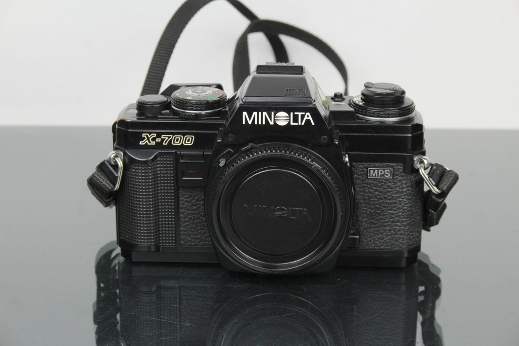 Minolta X - 700 - Dutch|Thrift