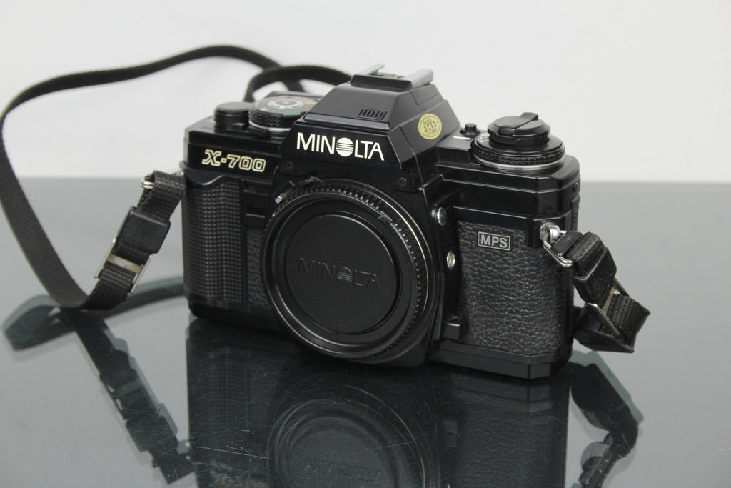 Minolta X - 700 - Dutch|Thrift