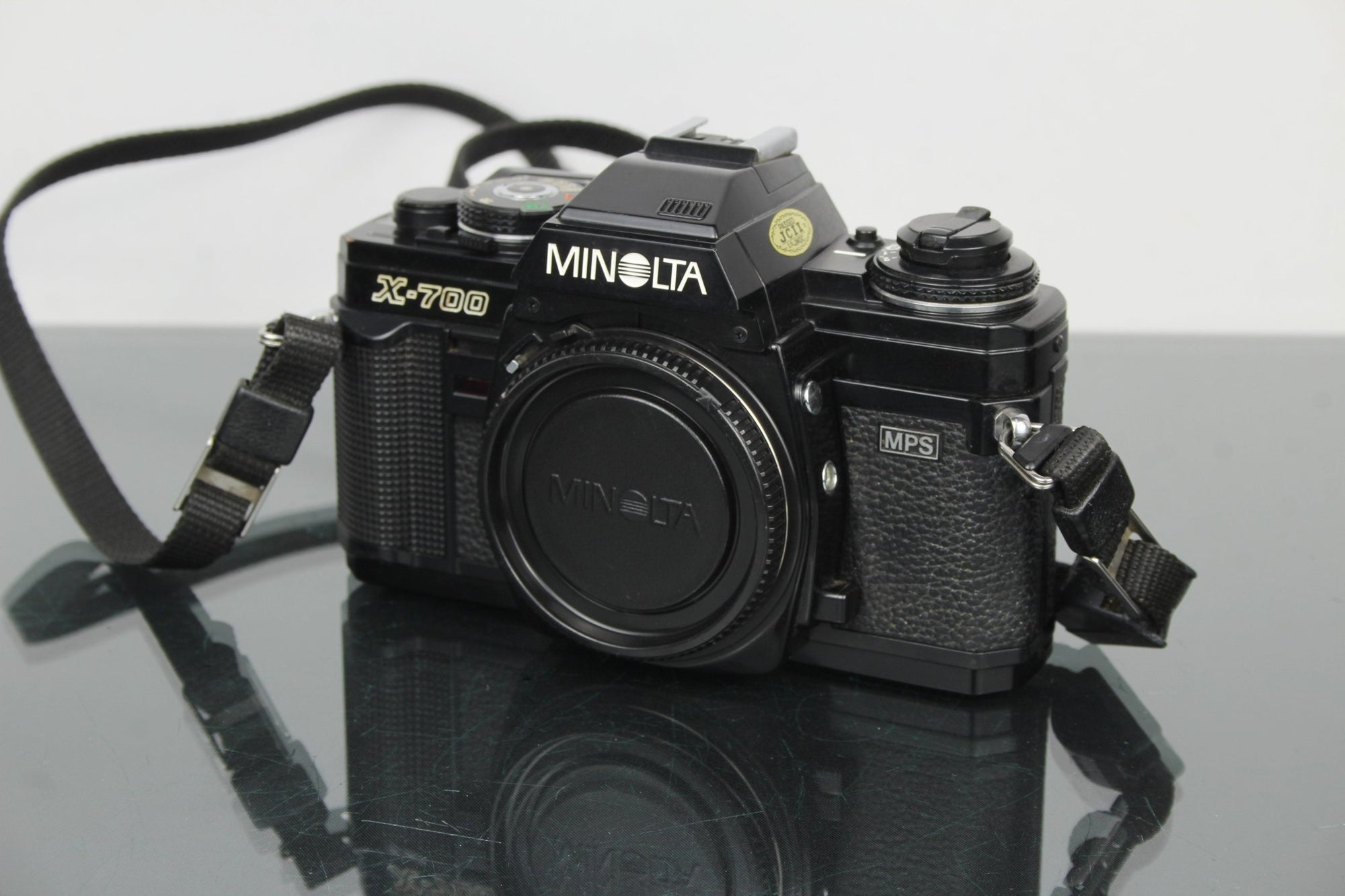 Minolta X - 700 - Dutch|Thrift