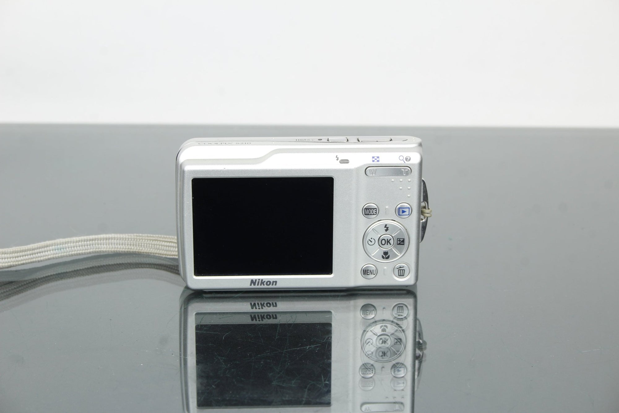Nikon Coolpix S210 - Dutch|Thrift