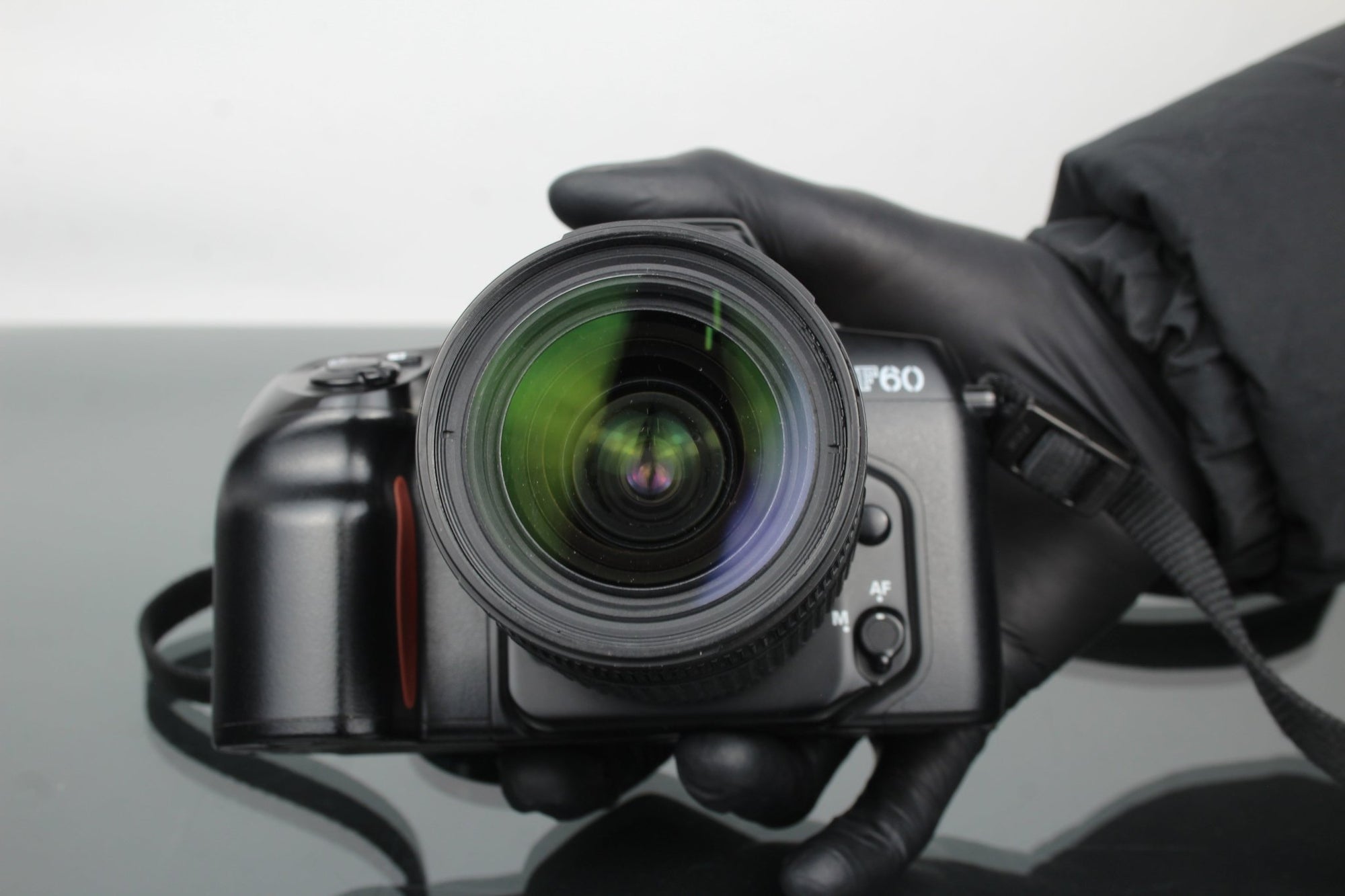 Nikon F60 + AF Nikkor 28 - 80mm 1:3.5 - 5.6 D lens - Dutch|Thrift